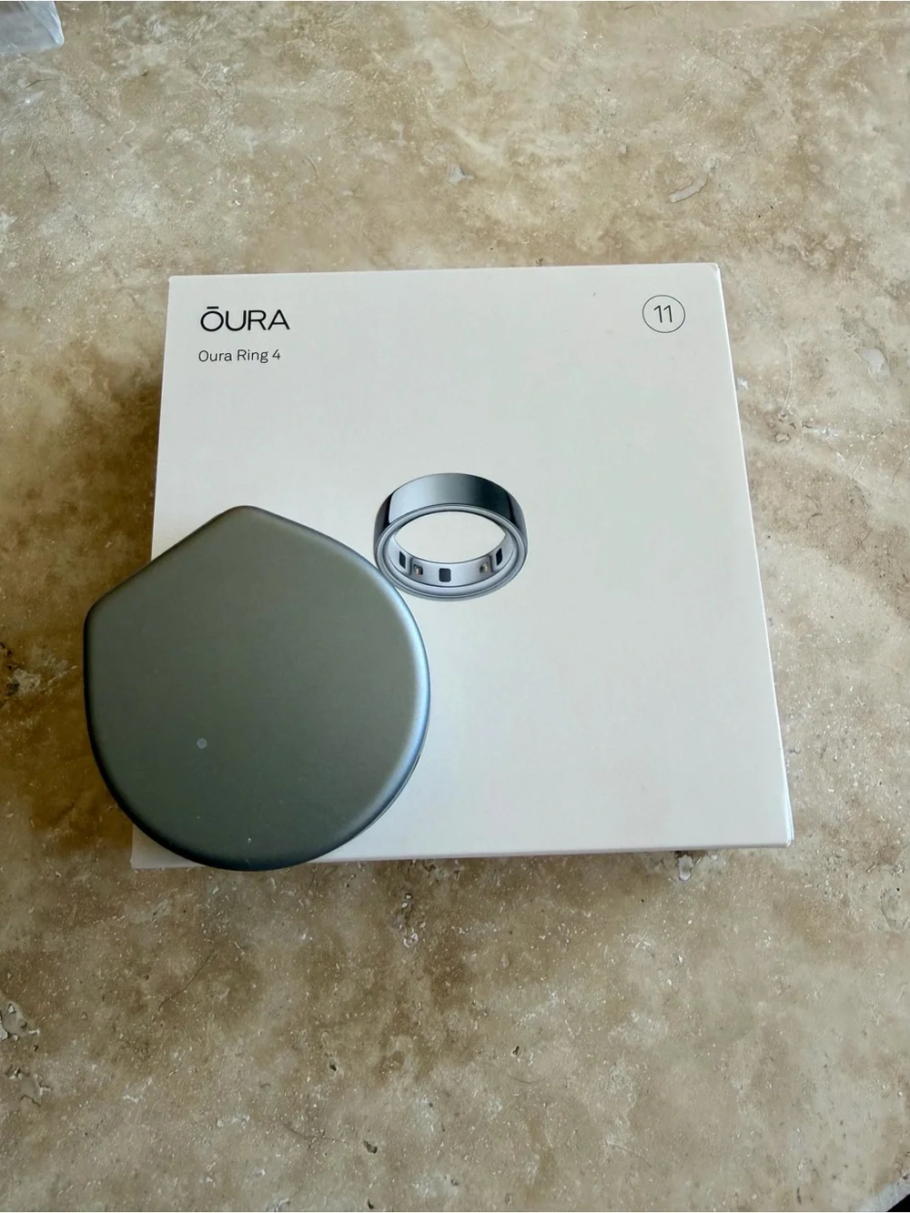 Oura Ring 4, size 11 Silver LIKE NEW IN BOX with additional travel charging case - Picture 7 of 7